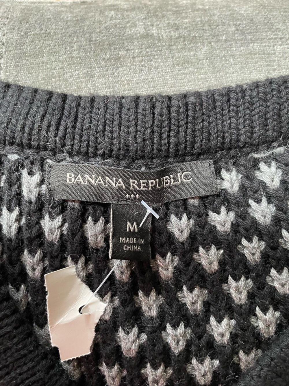 Banana Republic Black & Gray Crewneck Patterned Sweater